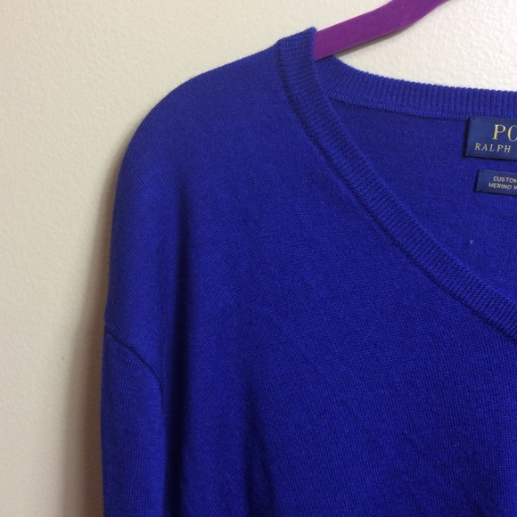 Polo Ralph Lauren blue 100% merino wool v neck sweater XXL. Flaw - Picture 3 of 8